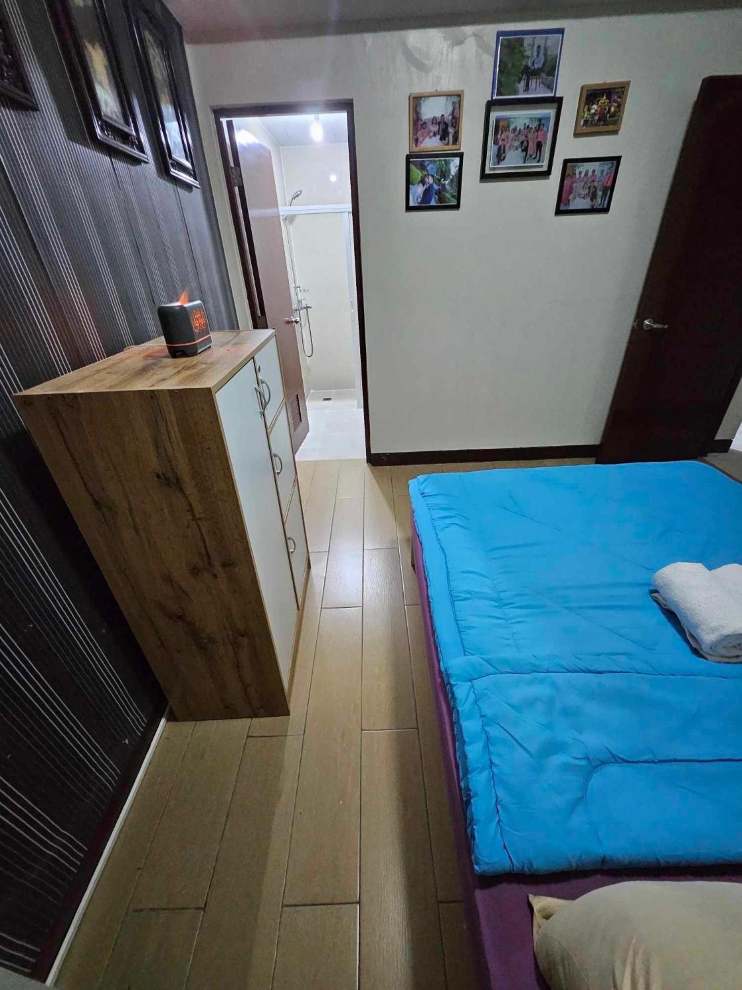 Cubao Manhattan Heights Unit 5A Tower C كويزون سيتي المظهر الخارجي الصورة