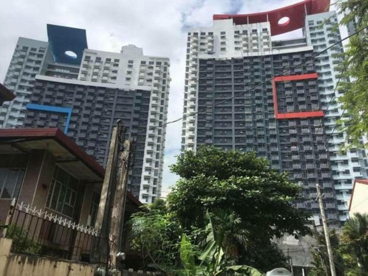 Cubao Manhattan Heights Unit 5A Tower C كويزون سيتي المظهر الخارجي الصورة