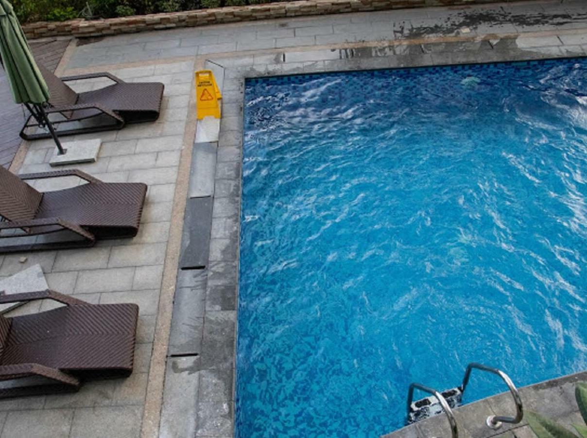 Cubao Manhattan Heights Unit 5A Tower C كويزون سيتي المظهر الخارجي الصورة